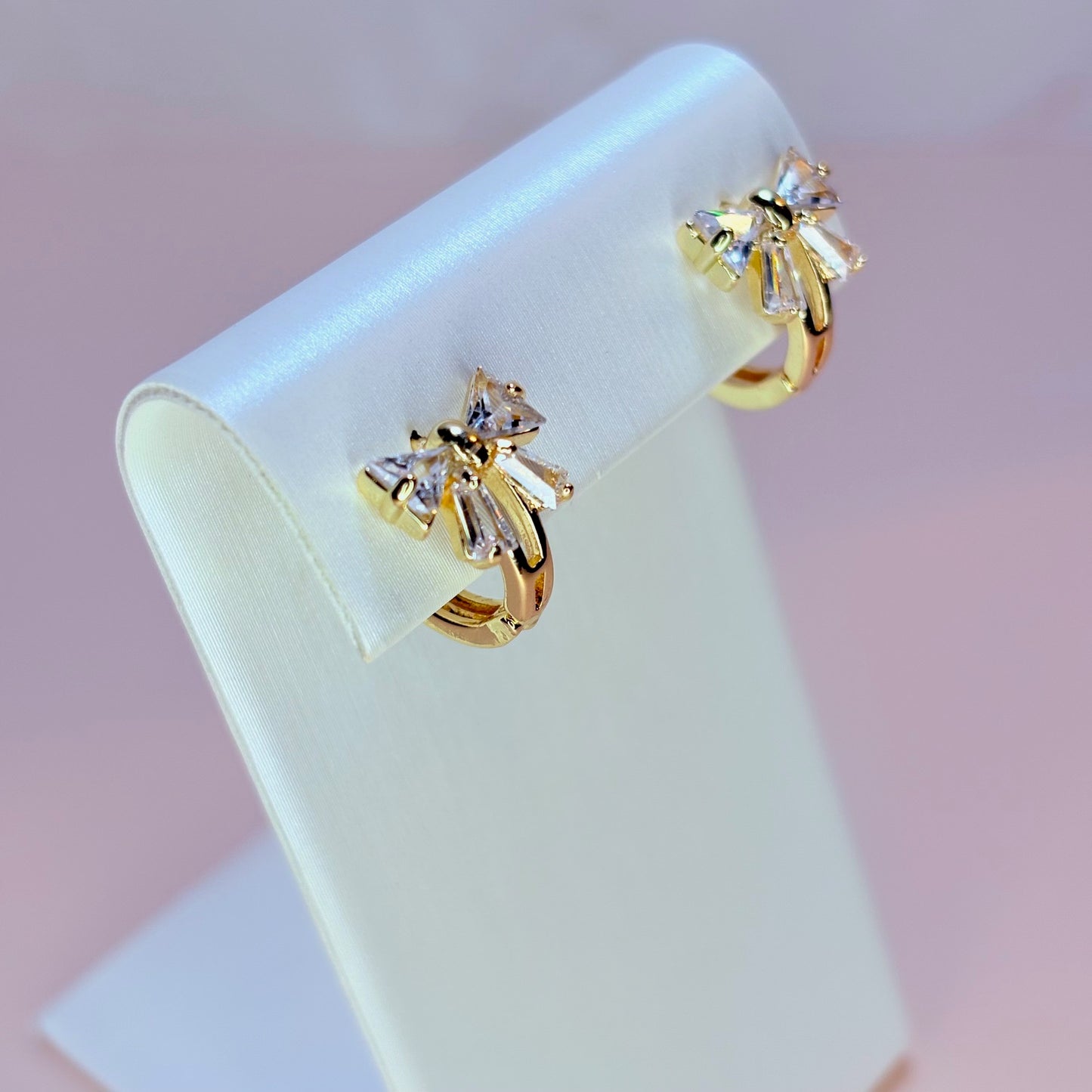 bailey bow earrings