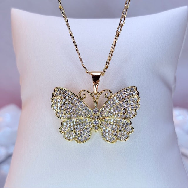 luluani butterfly necklace