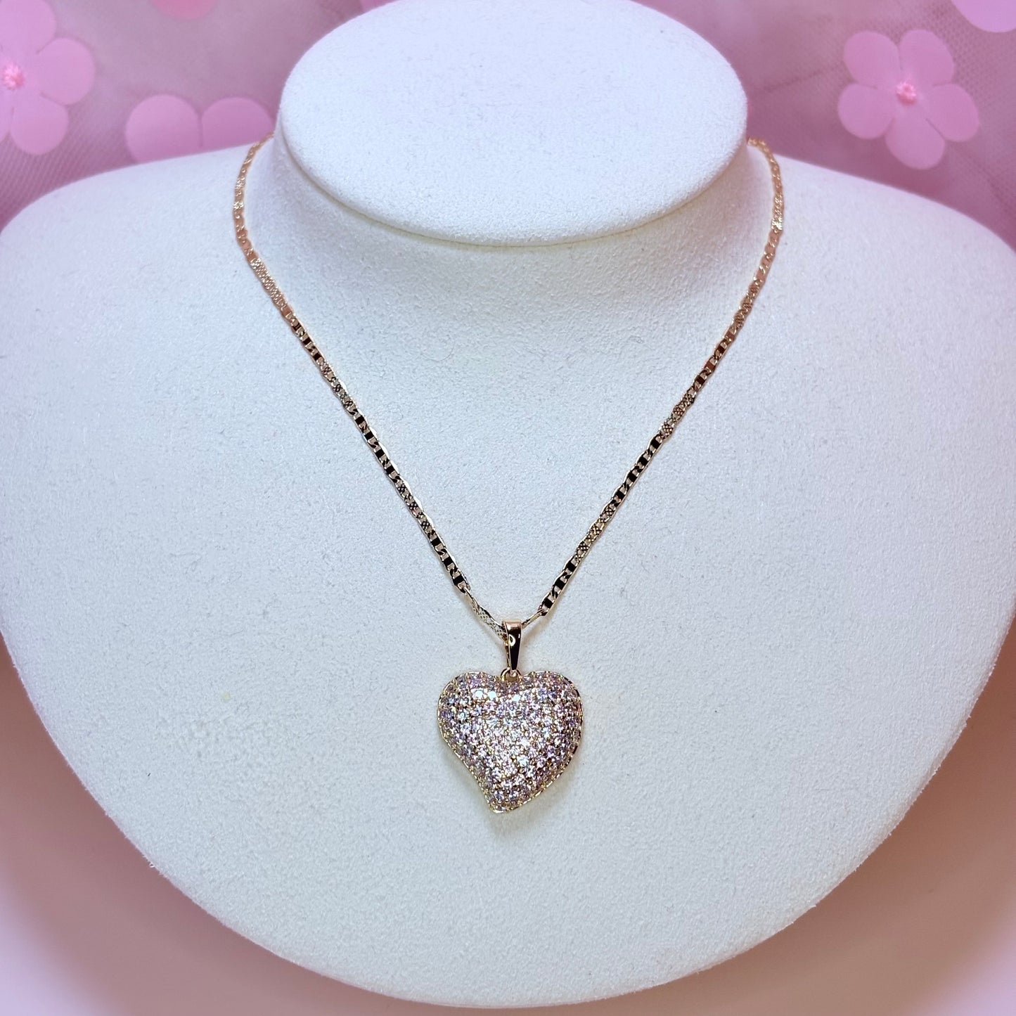 lux heart necklace