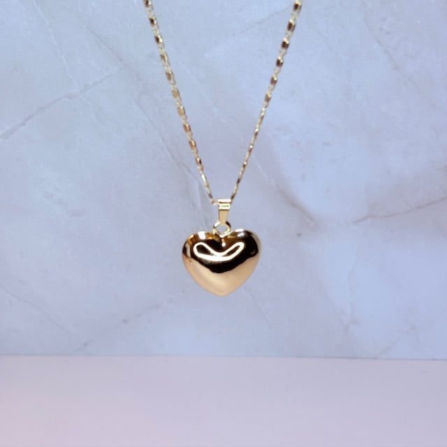 midi puffy heart necklace