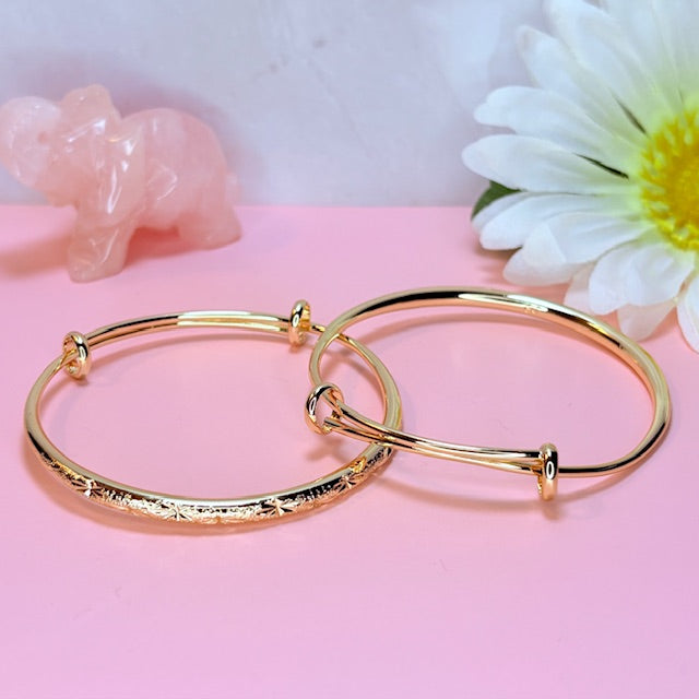 minimal luxe bangle
