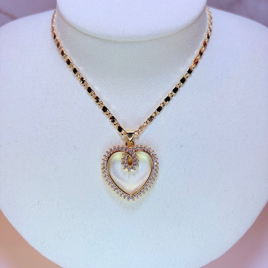 ohtli heart necklace
