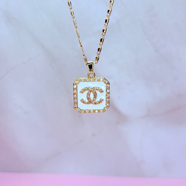 paris cc necklace