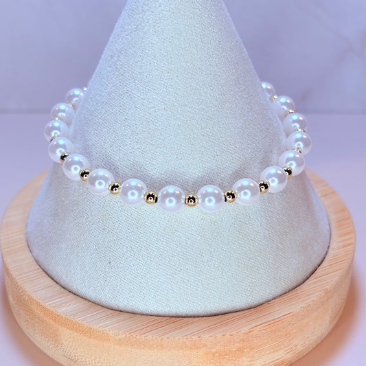 pearl bracelet