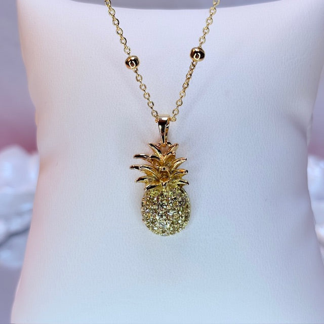 pina pa' la nina necklace
