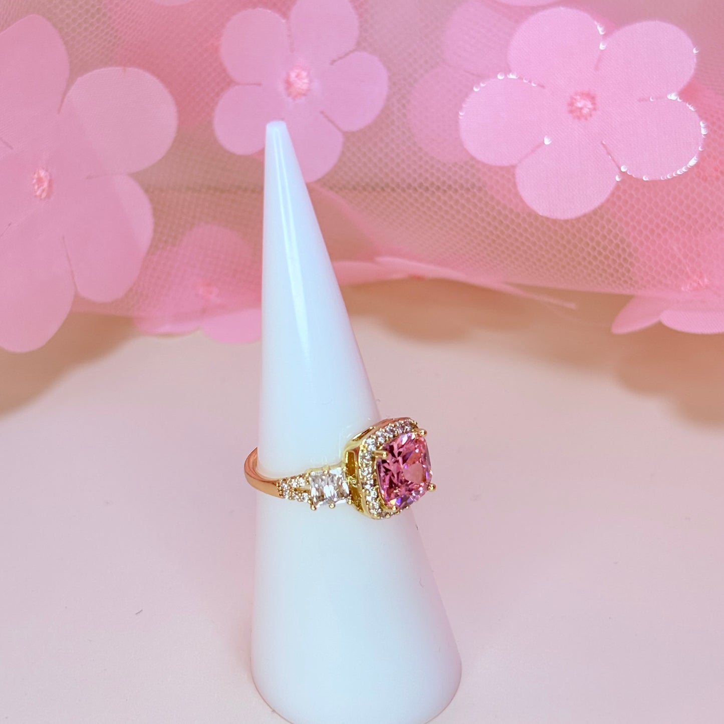 bubblegum halo ring