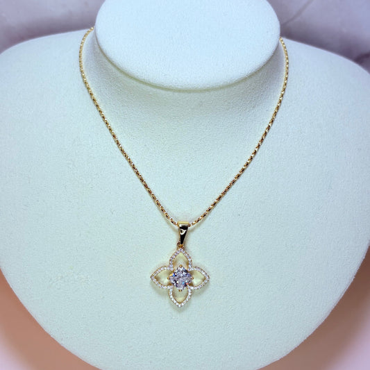 renata flower necklace