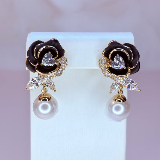 rosa negra earrings