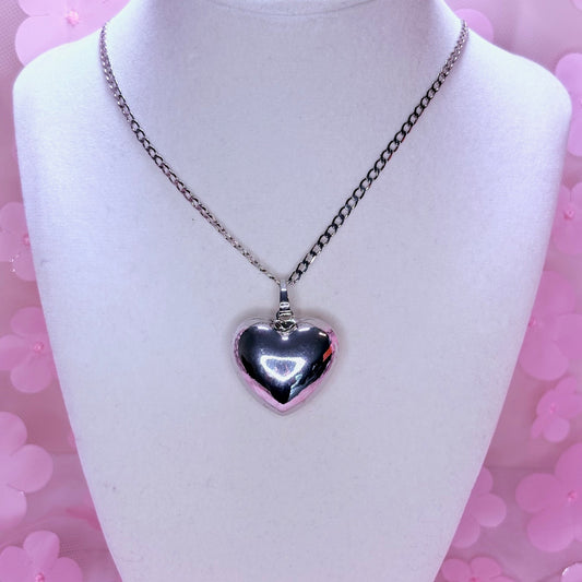 silver chunky heart necklace