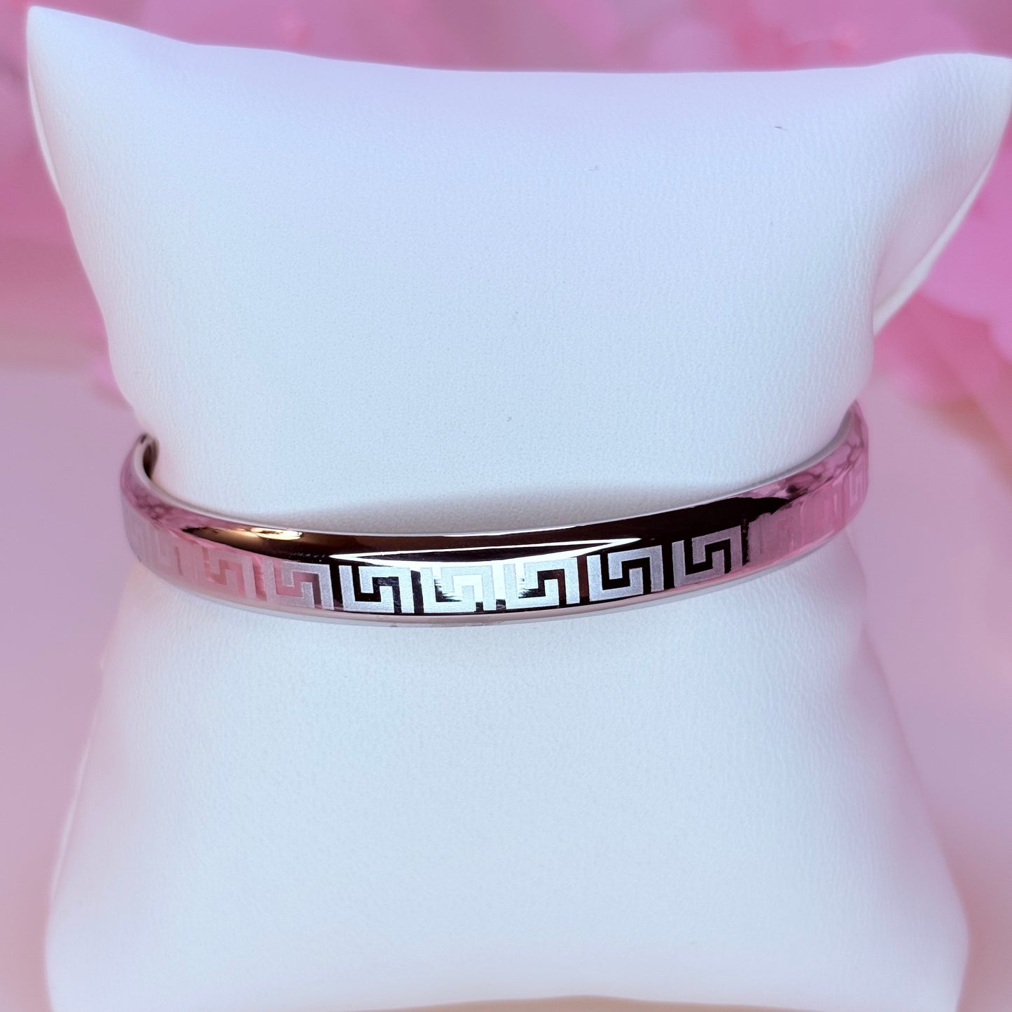 silver fendi bangle