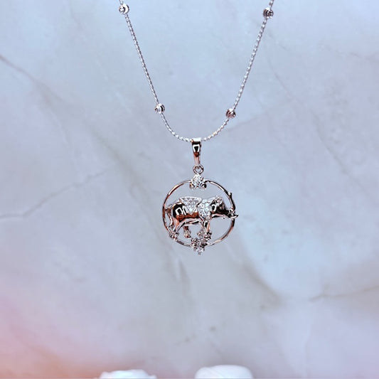 silver liko elephant necklace