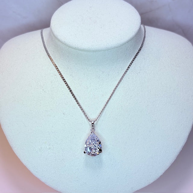 silver teardrop necklace