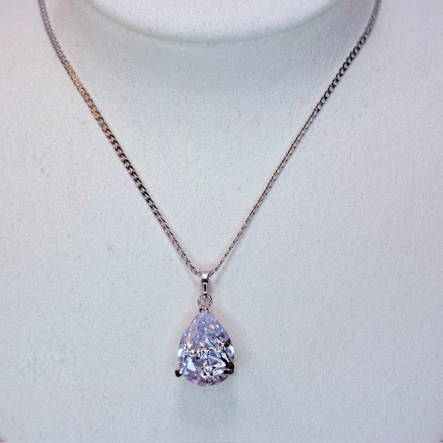 silver teardrop necklace