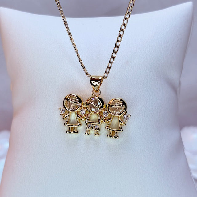 forever loves necklace