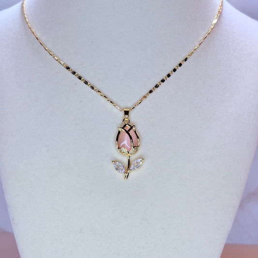 tulip necklace