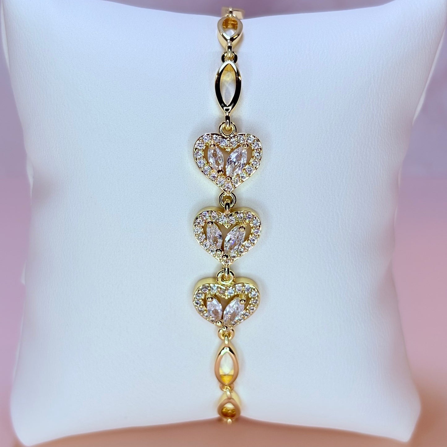 vera heart bracelet