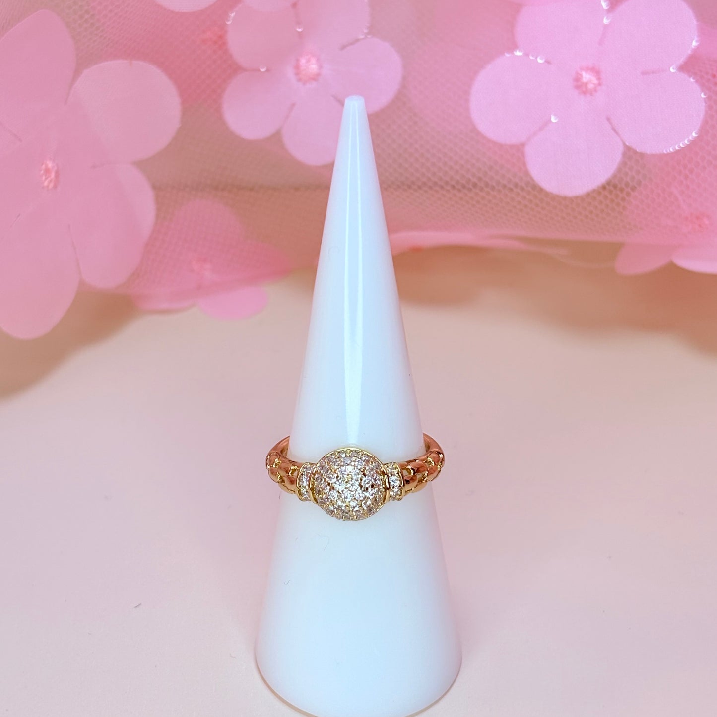 zuri gold sphere ring